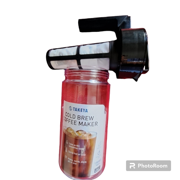 Takeya 10310 1 Quart Cold Brew Coffee Maker -Black Lid Pitcher - Picture 5 of 7